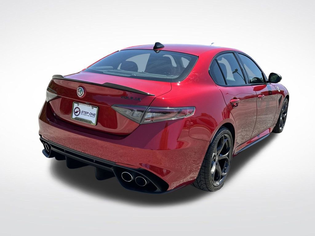 Used 2024 Alfa Romeo Giulia Quadrifoglio RWD image 7