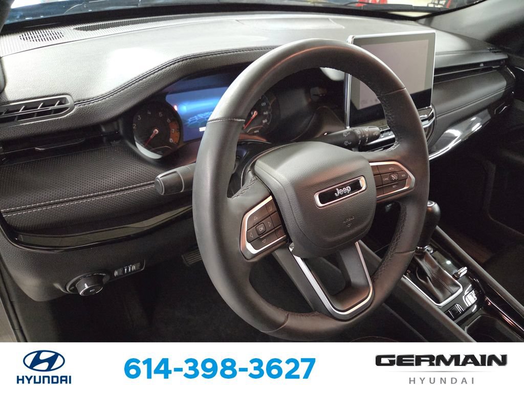Used 2023 Jeep Compass Latitude w/ Convenience Group AWD/4WD image 18