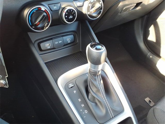 New 2026 Hyundai Venue SE image 12