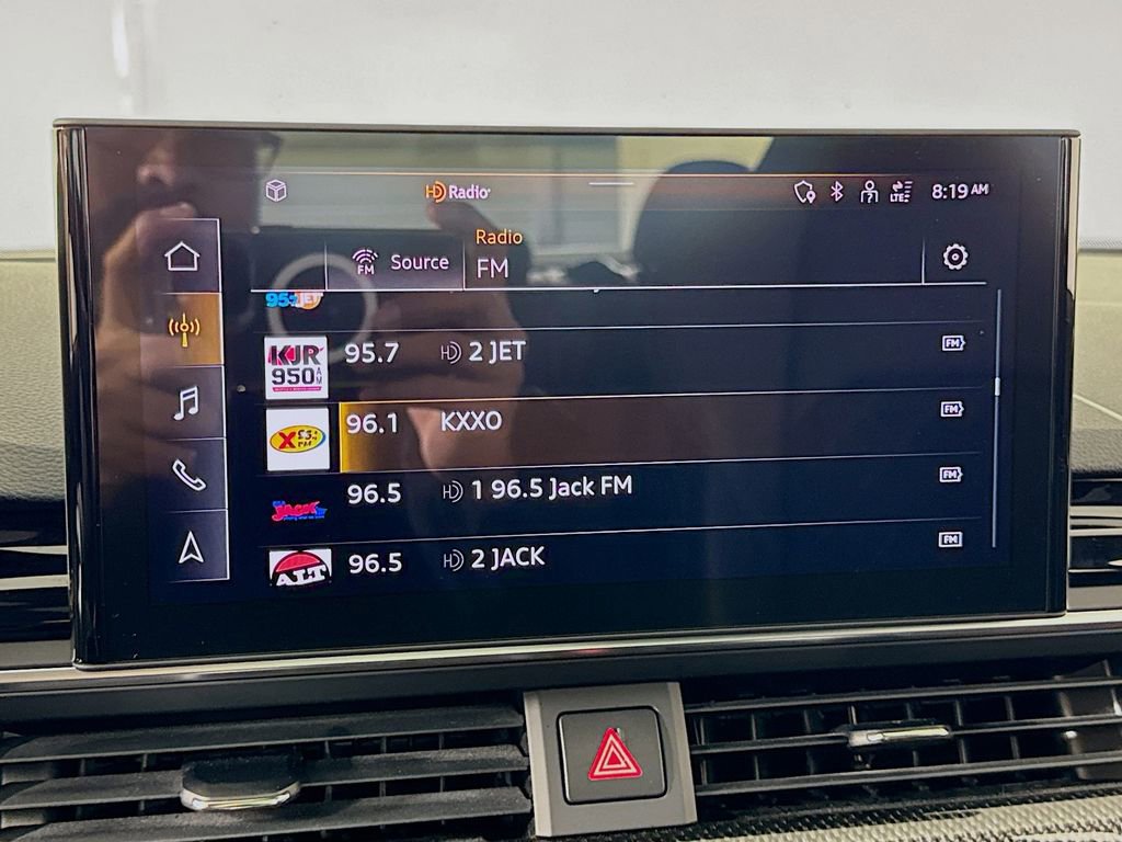 Used 2023 Audi S4 Premium Plus w/ Premium Plus Package image 40