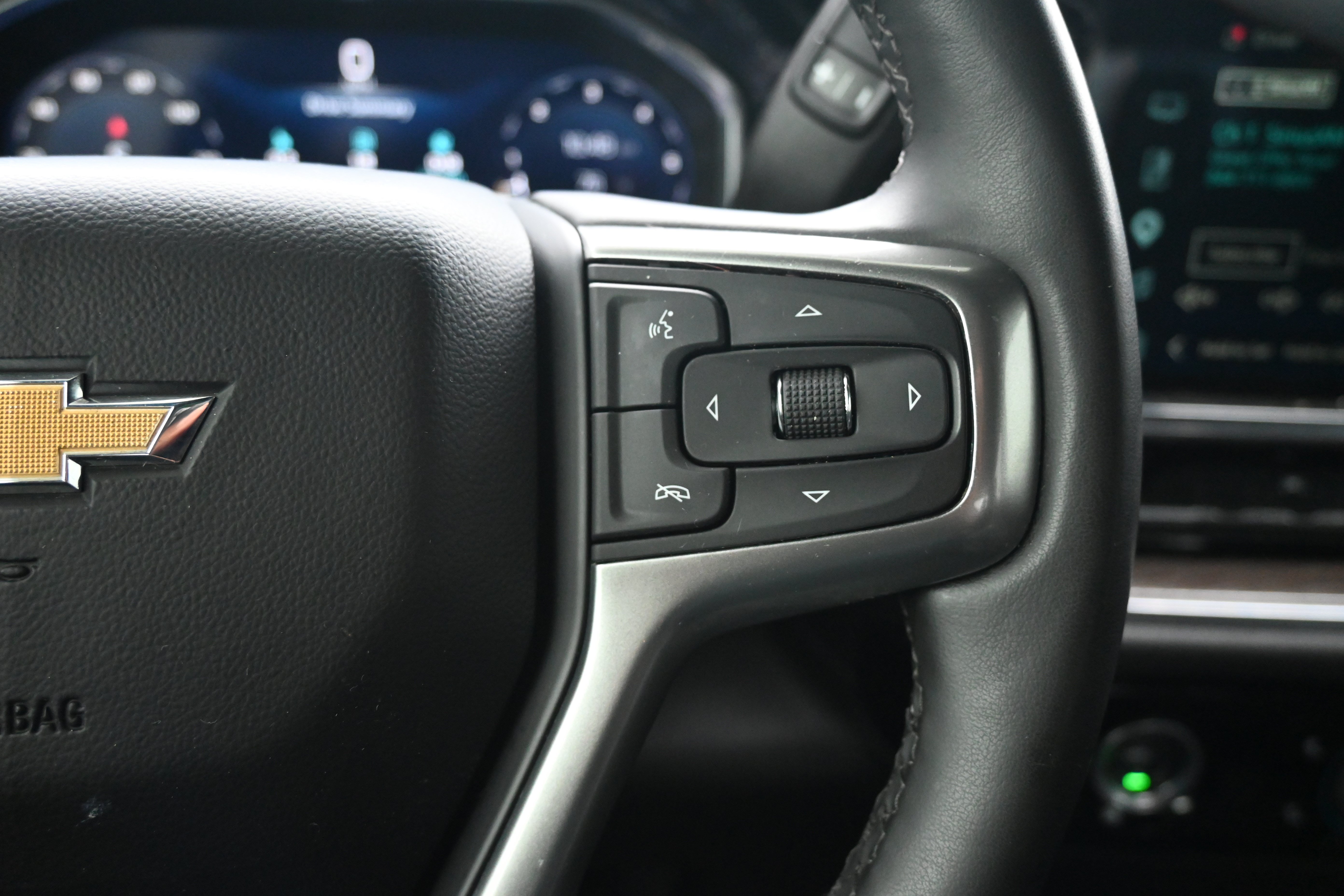 Used 2024 Chevrolet Silverado 1500 LT w/ Z71 Off-Road Package AWD/4WD image 19