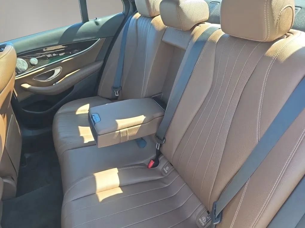 Used 2019 Mercedes-Benz E 450 4MATIC Sedan image 45