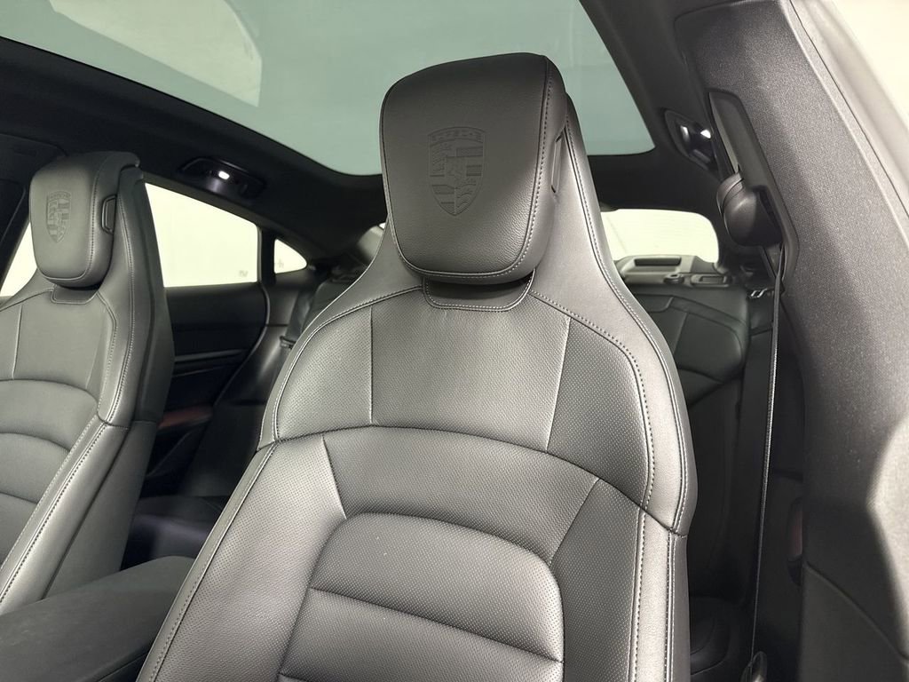 Certified 2025 Porsche Taycan image 41