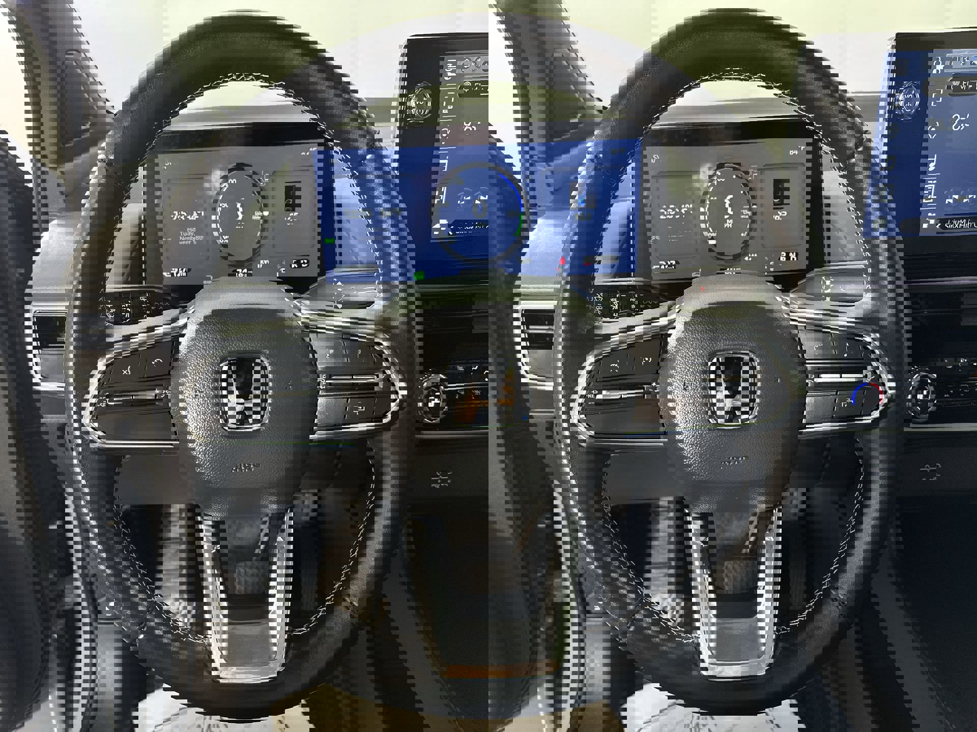 Used 2024 Honda Prologue Touring image 18