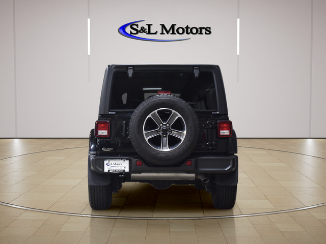 Used 2023 Jeep Wrangler Unlimited Sahara AWD/4WD image 7
