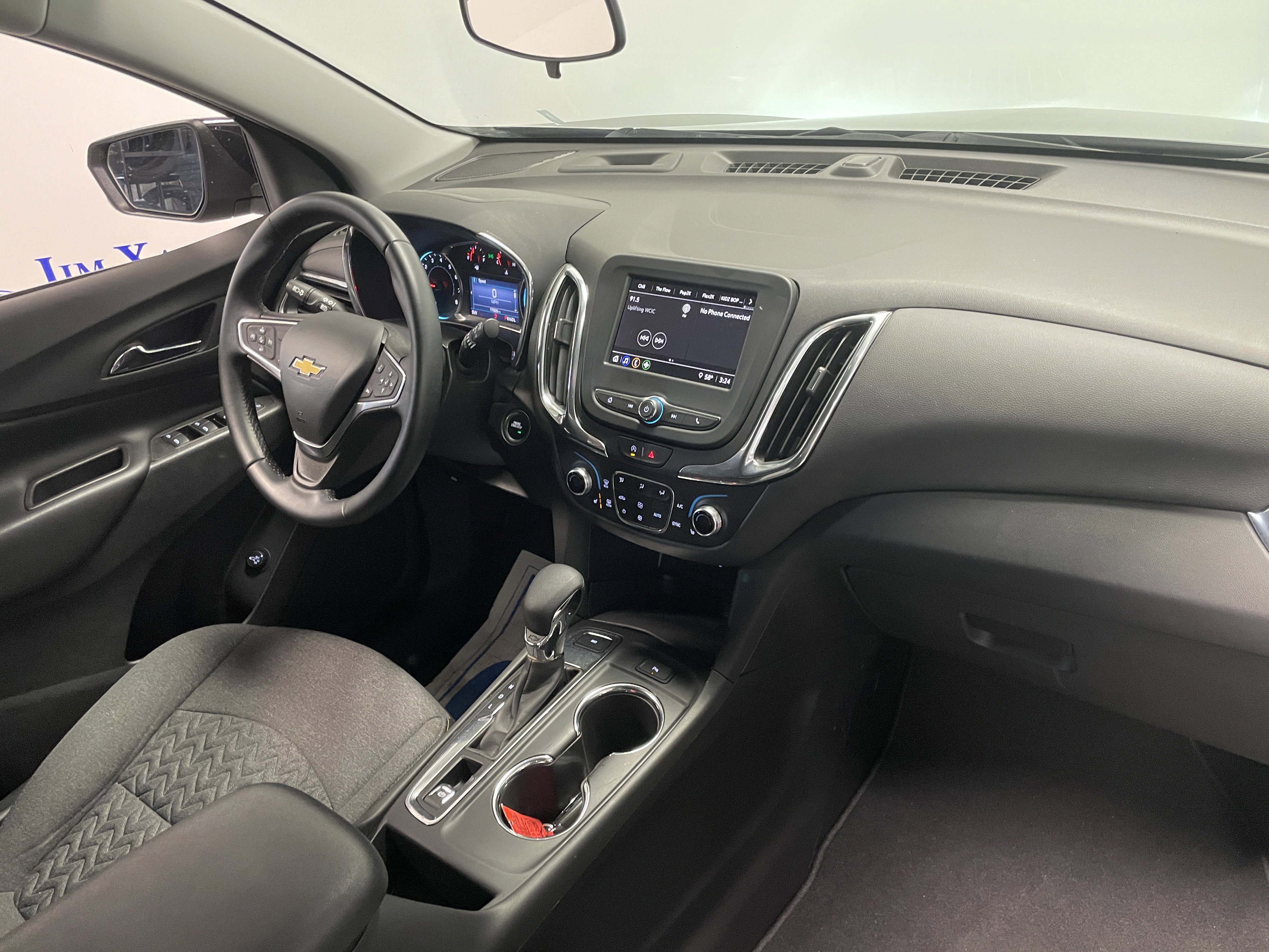 Used 2023 Chevrolet Equinox LT image 21