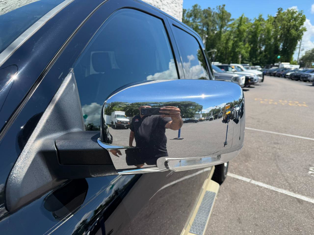 Used 2012 RAM 1500 Laramie Longhorn RWD image 10