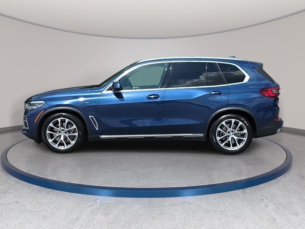 Used 2021 BMW X5 xDrive45e w/ Premium Package AWD/4WD image 8
