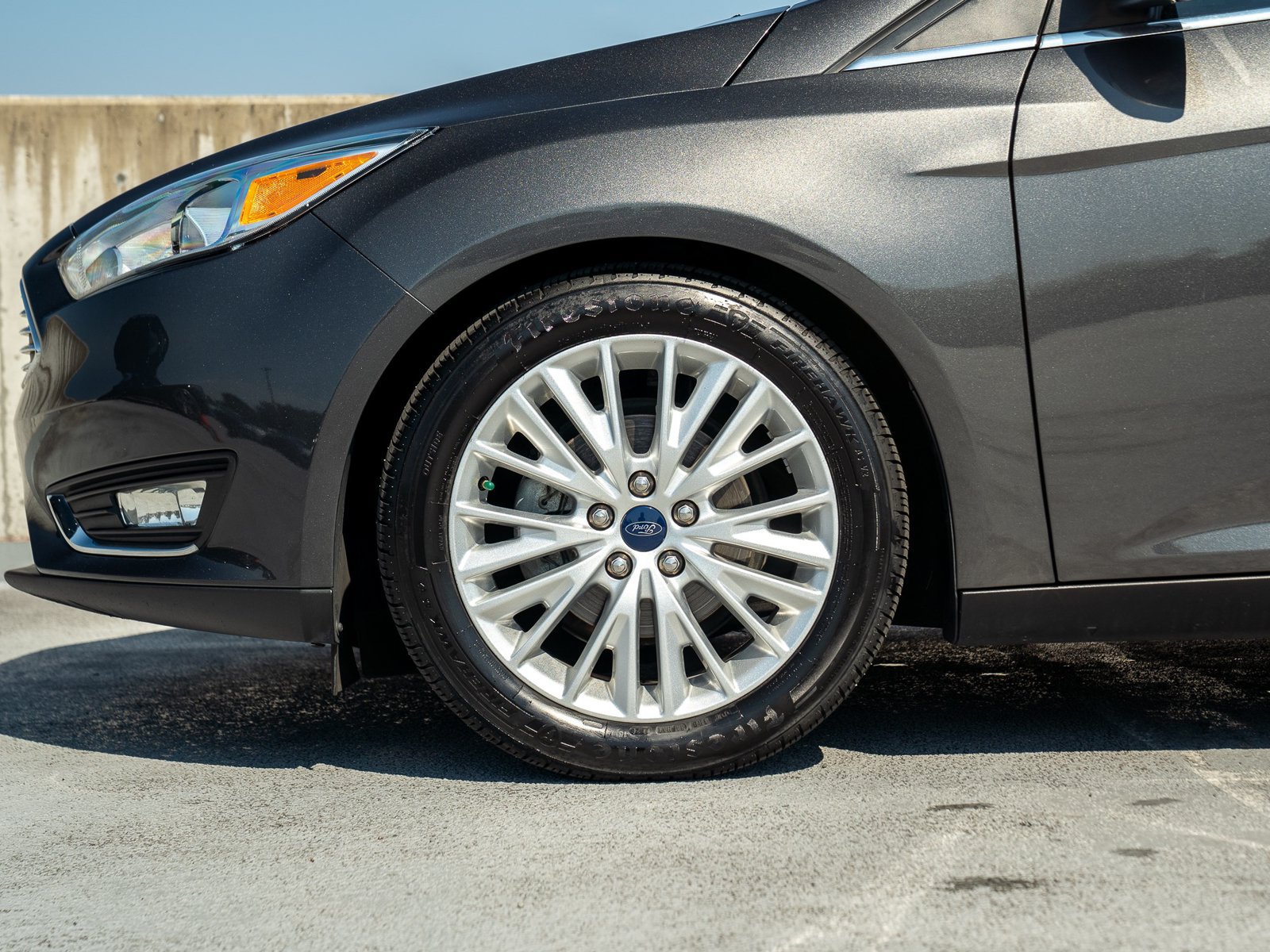 Used 2015 Ford Focus Titanium FWD image 11