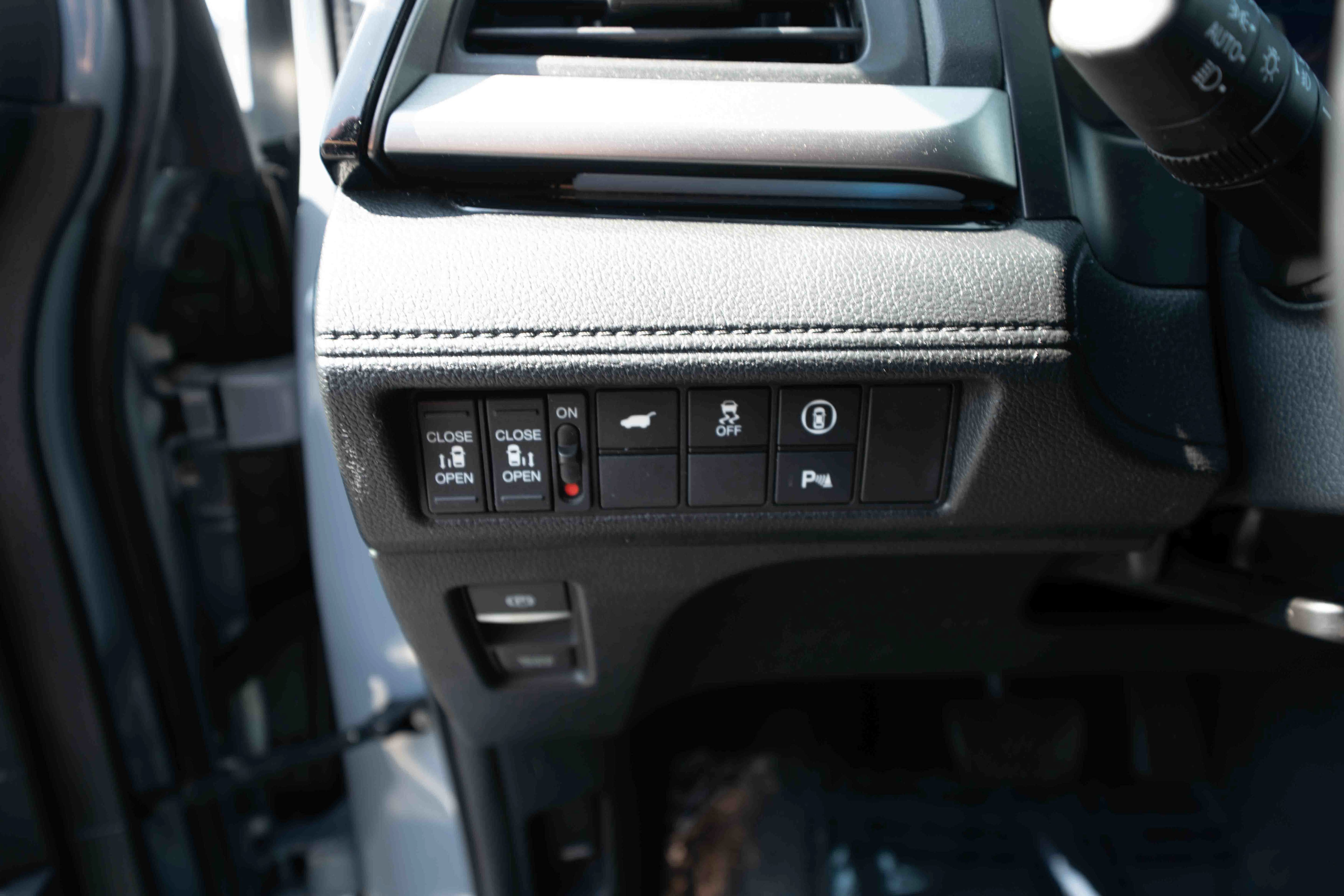 Used 2023 Honda Odyssey Touring image 11