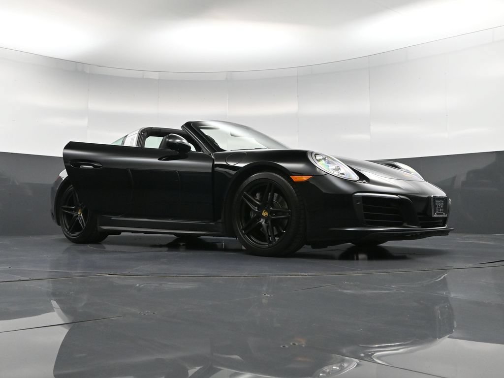 Certified 2017 Porsche 911 Targa 4 AWD/4WD image 39