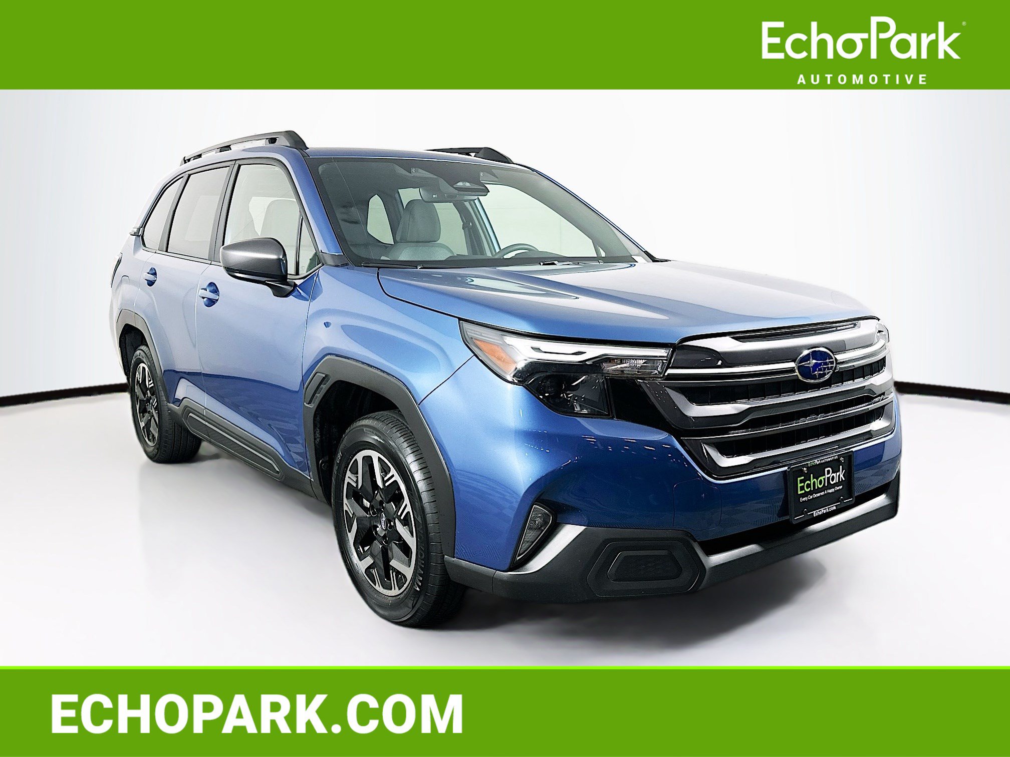 Used 2025 Subaru Forester Premium AWD/4WD image 1