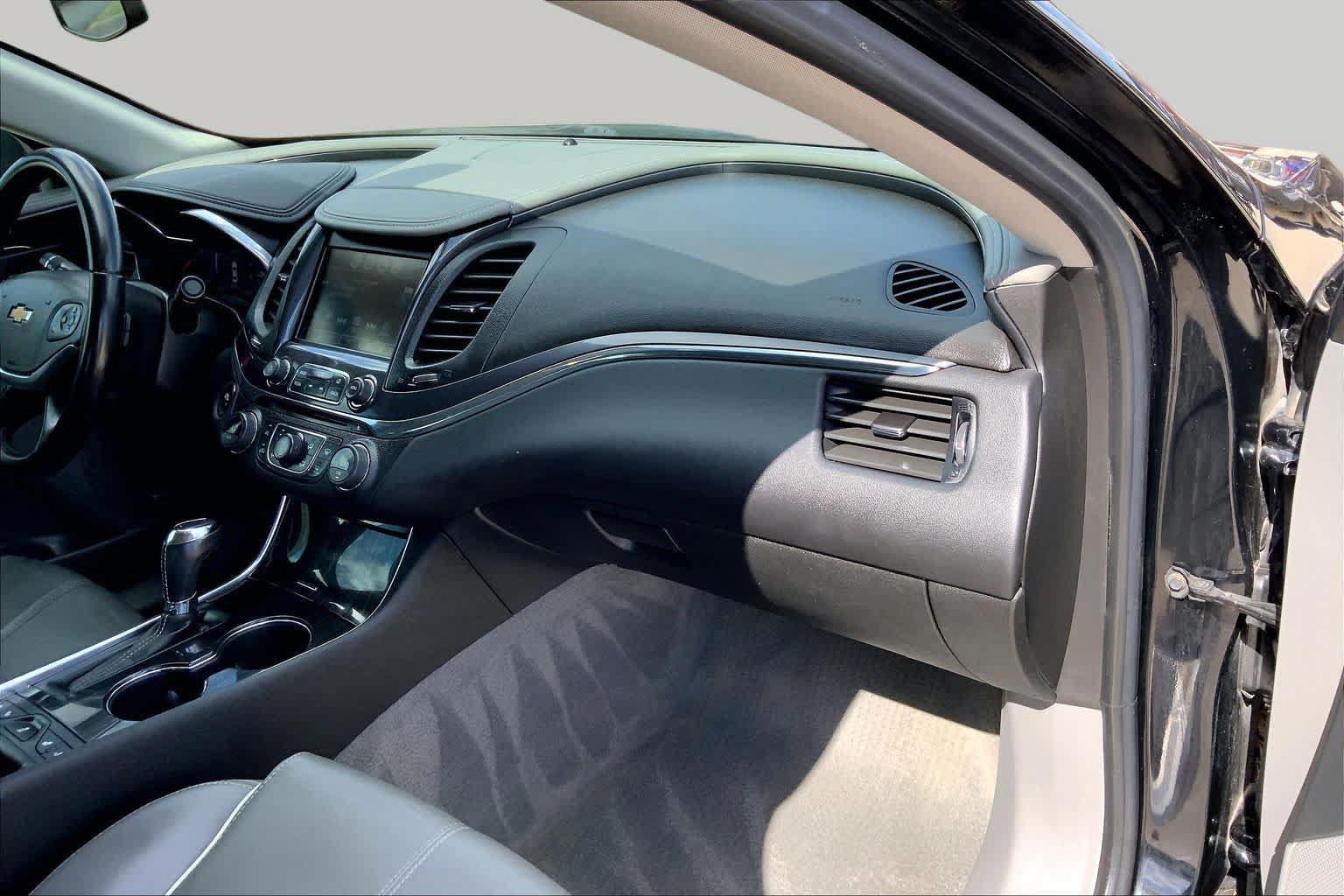 Certified 2018 Chevrolet Impala Premier FWD image 18