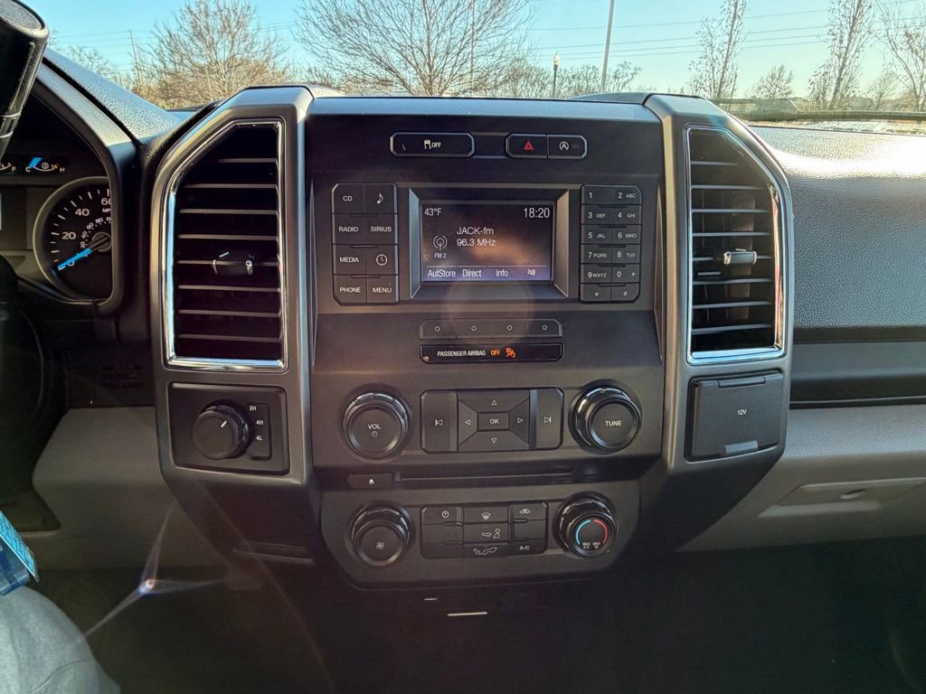 Used 2017 Ford F150 XLT image 21