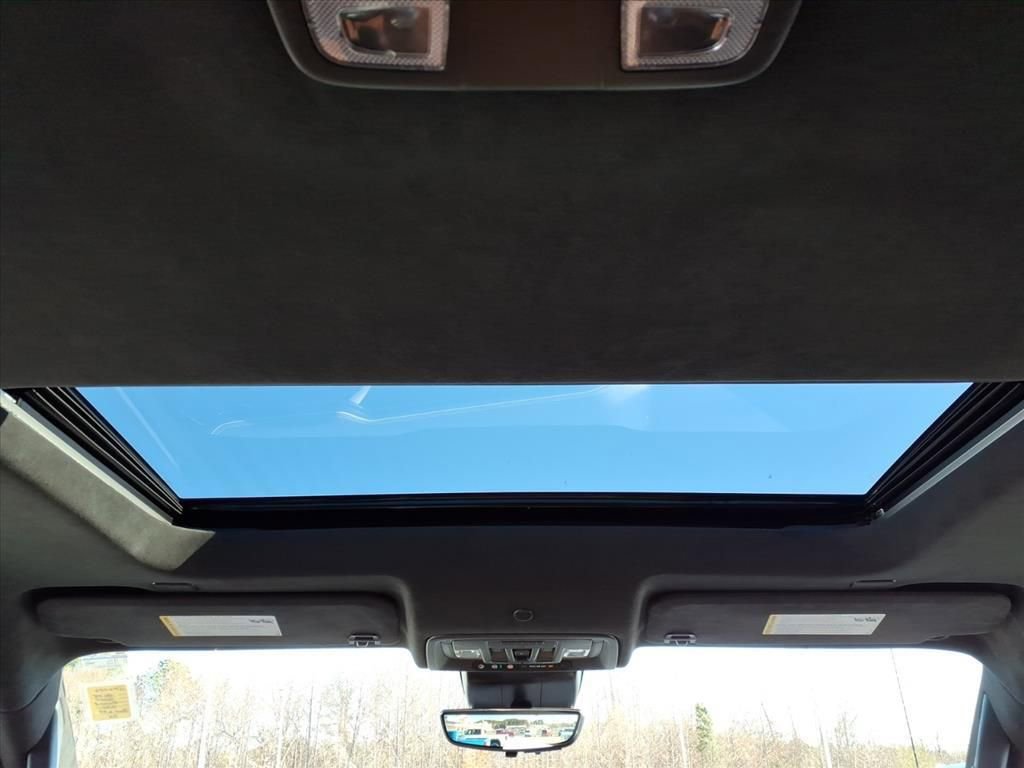 Used 2025 GMC Sierra 1500 Denali Ultimate image 14