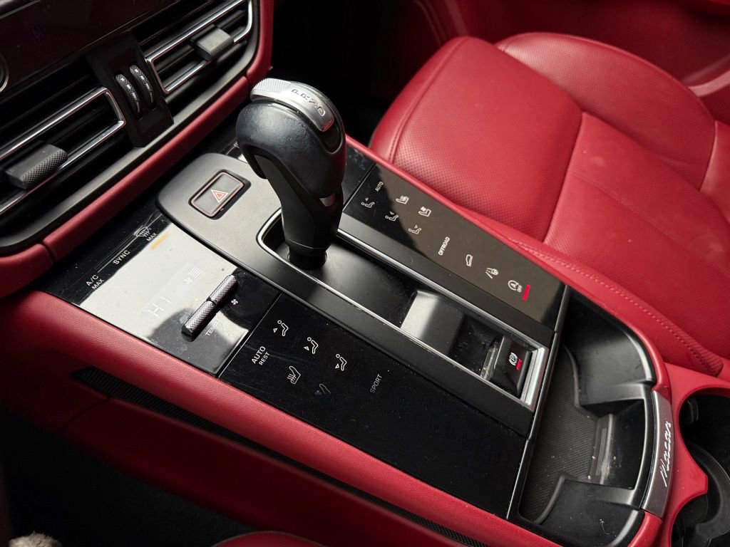 Used 2023 Porsche Macan GTS w/ Premium Package Plus image 13