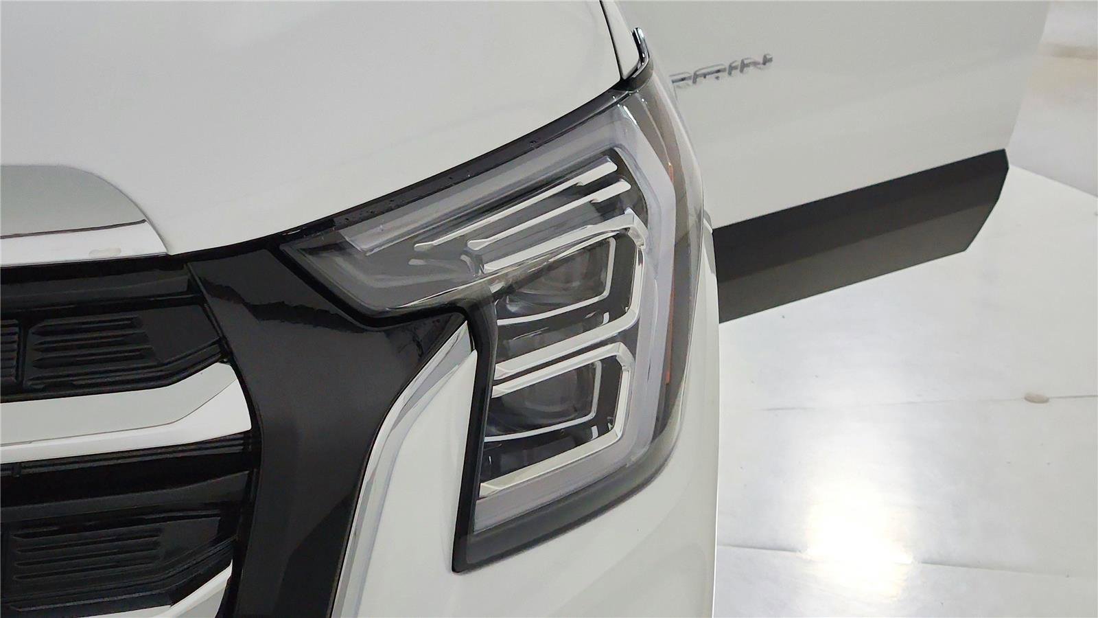 Used 2026 GMC Terrain Elevation image 44