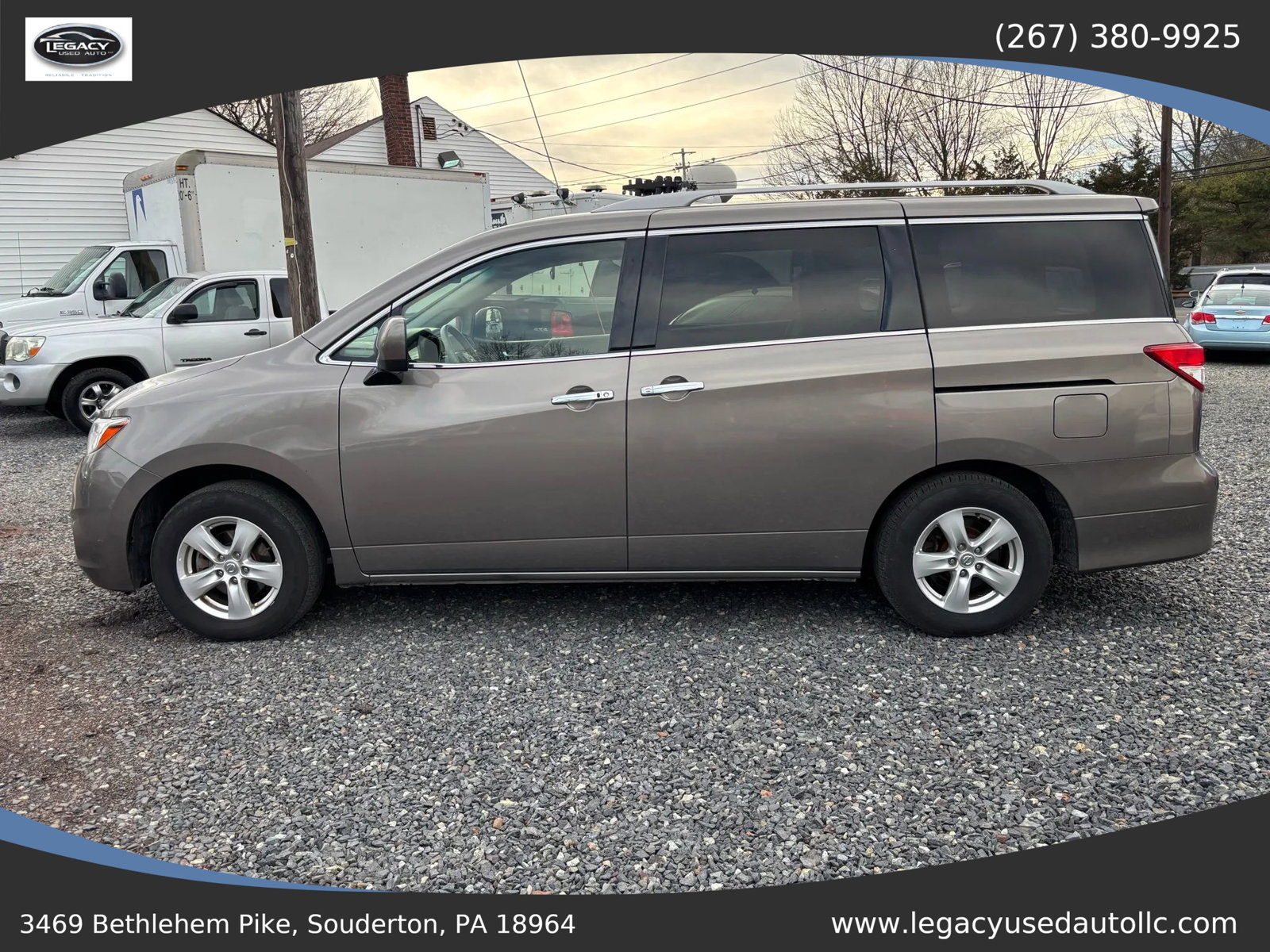 Used 2017 Nissan Quest SV image 4