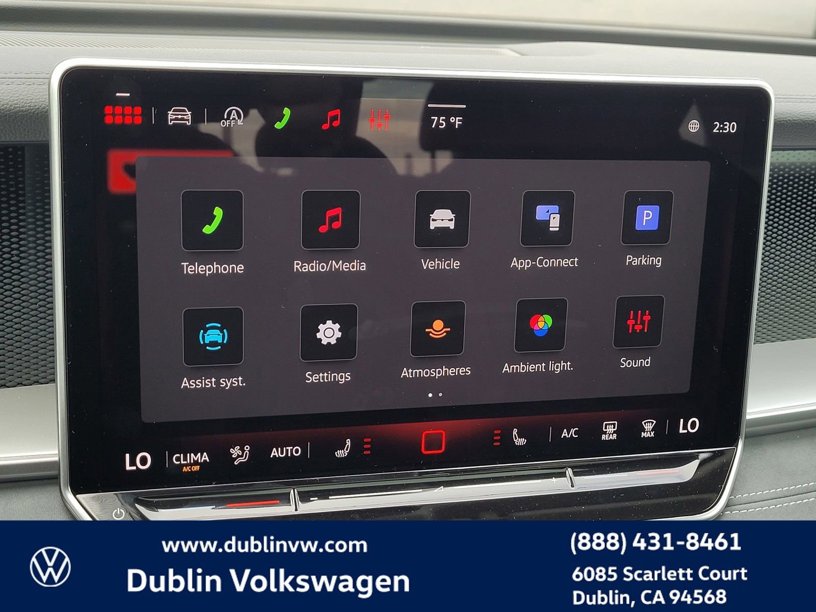 New 2026 Volkswagen Tiguan SE image 16