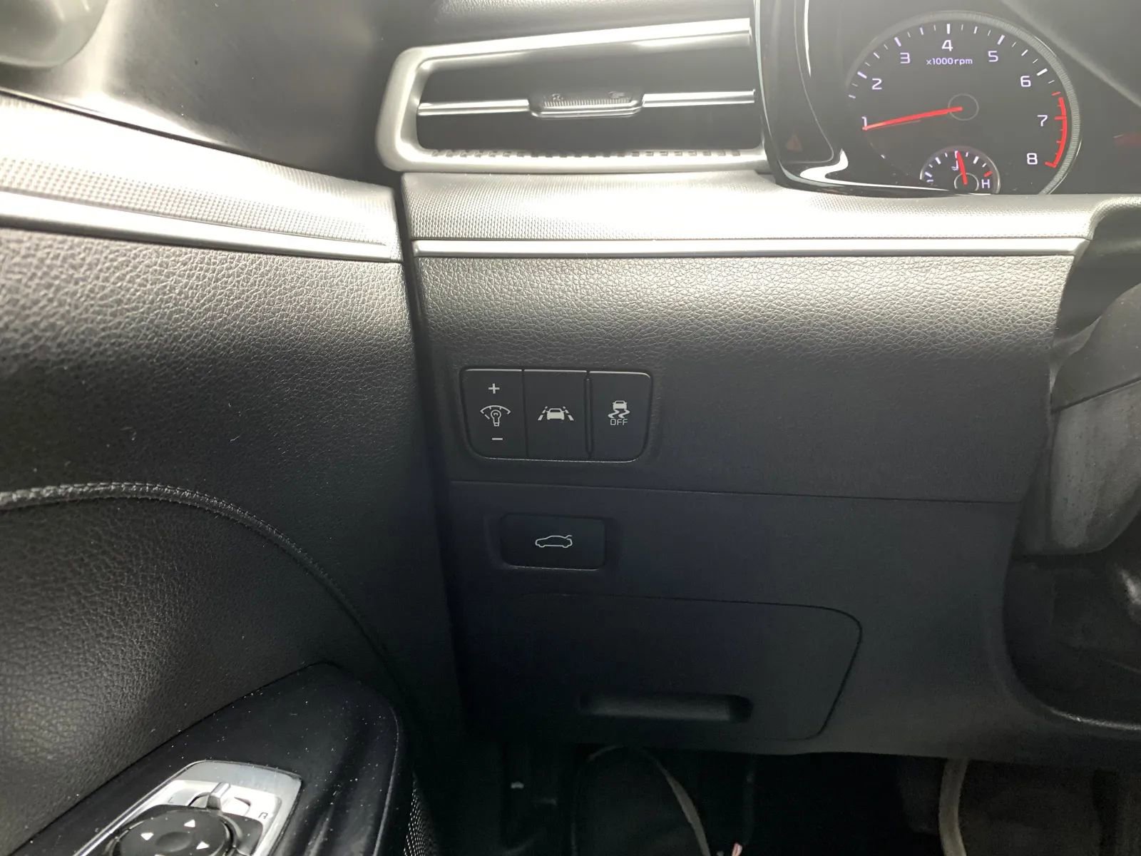 Used 2022 Kia K5 LX FWD image 19