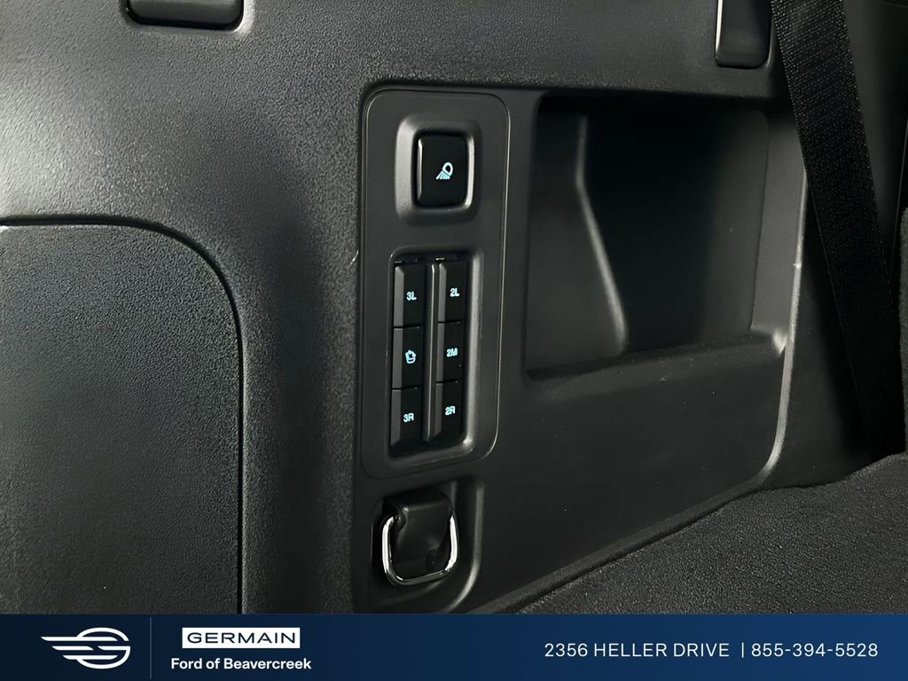 Certified 2025 Ford Expedition Platinum image 8