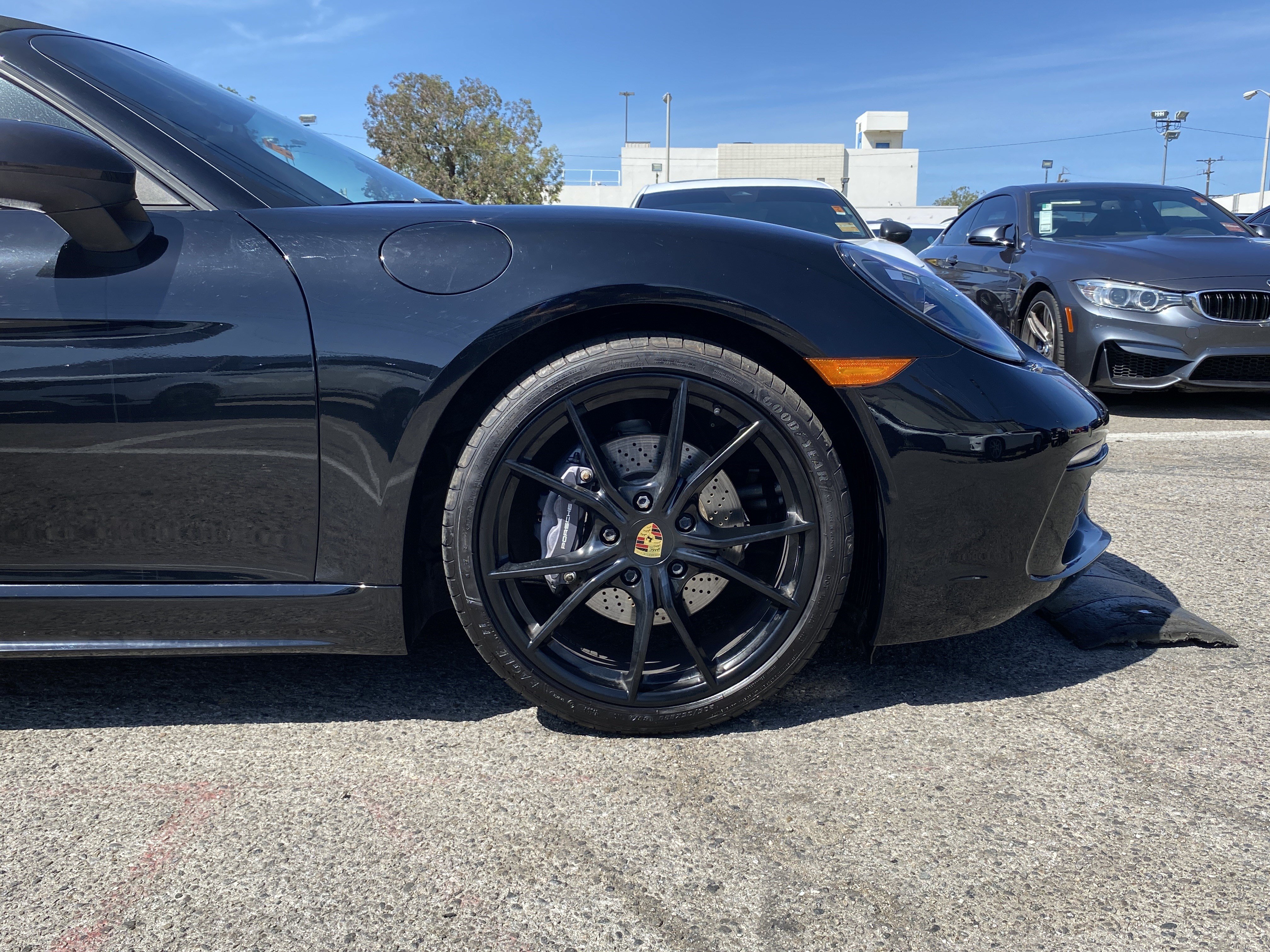 Used 2017 Porsche 718 Boxster RWD image 21