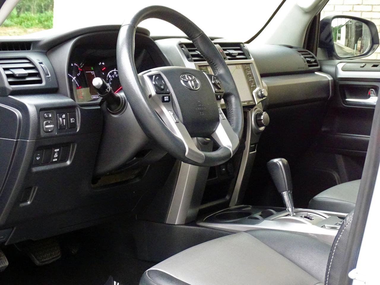 Used 2021 Toyota 4Runner SR5 Premium w/ Moonroof Package RWD image 15
