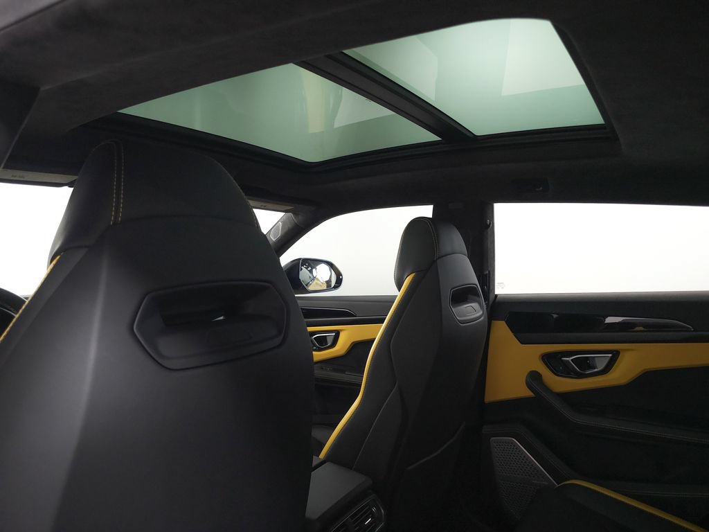 Used 2024 Lamborghini Urus S AWD/4WD image 33