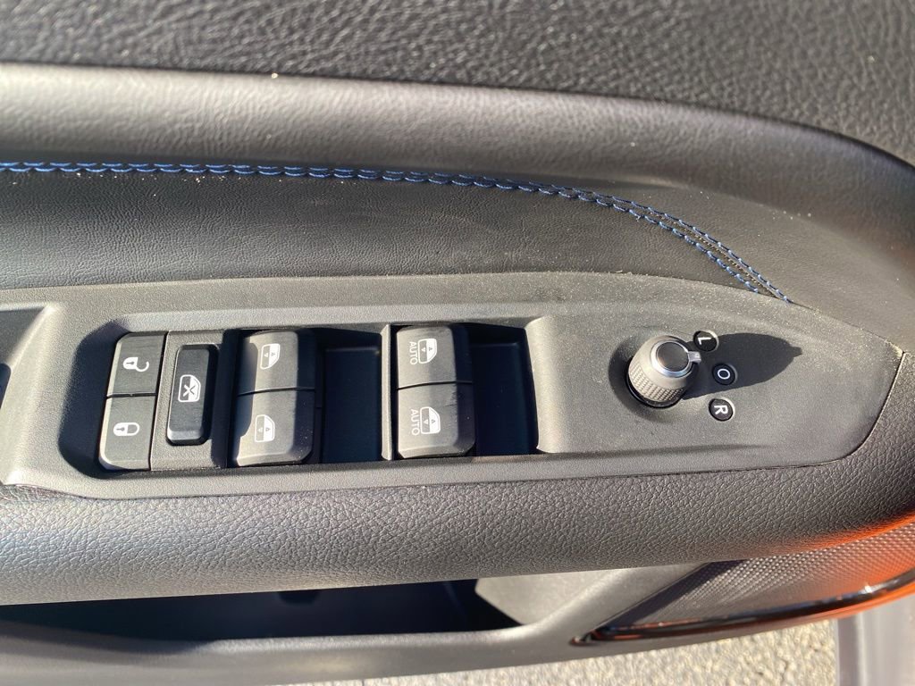 New 2026 Jeep Compass Altitude image 10