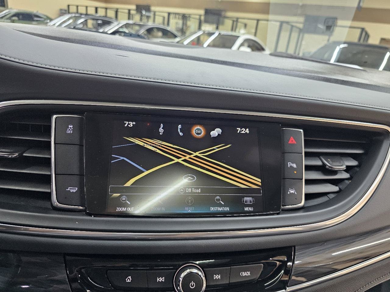 Used 2018 Buick Enclave Premium w/ Experience Buick Package FWD image 33