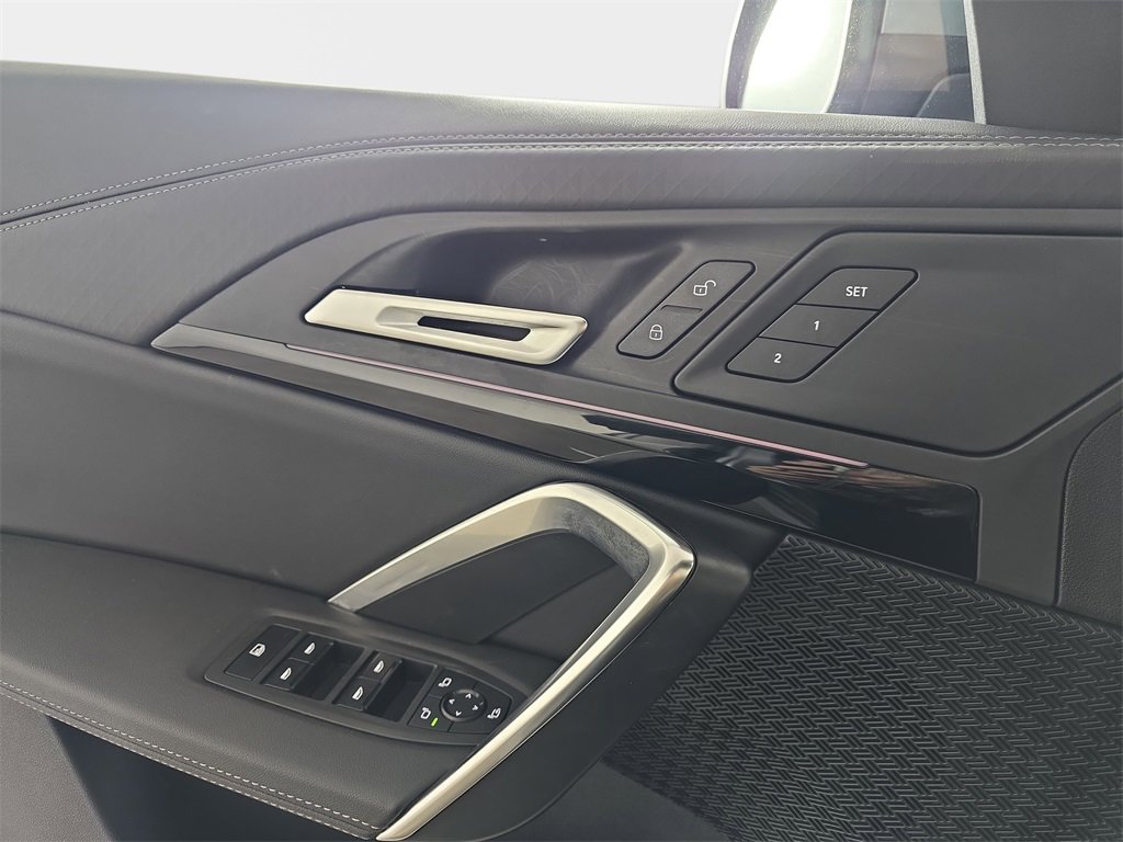 Certified 2025 BMW X2 xDrive28i image 27