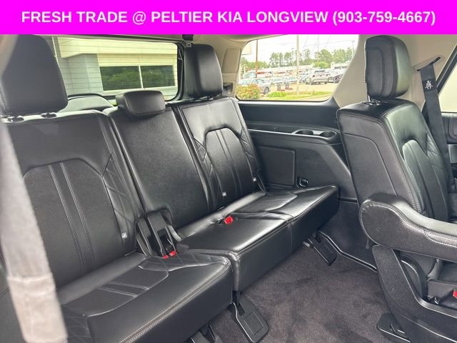 Used 2019 Ford Expedition Platinum image 13