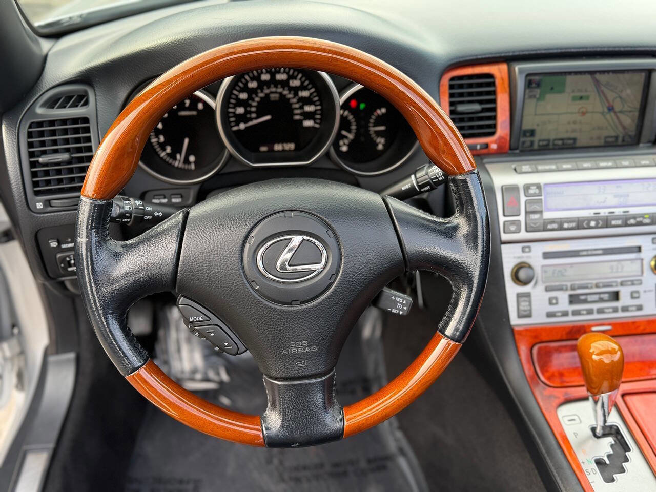 Used 2007 Lexus SC 430 Convertible image 13