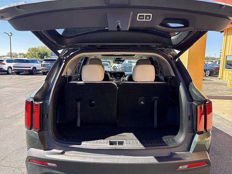 Used 2023 Kia Sorento X-Line EX AWD/4WD image 17