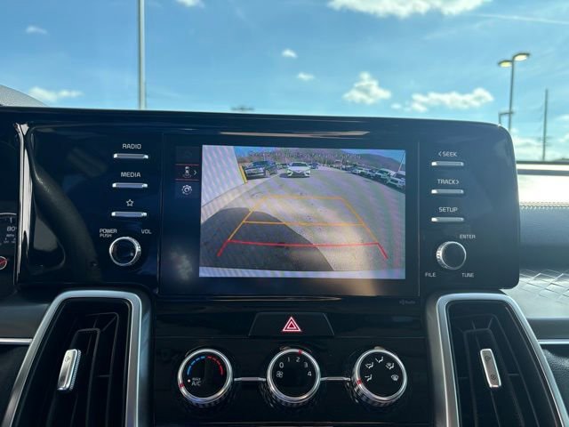 Used 2023 Kia Sorento LX image 5