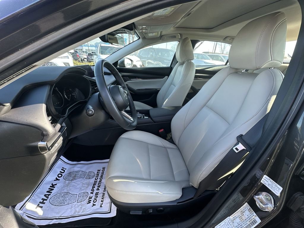 Used 2025 MAZDA MAZDA3 s image 11