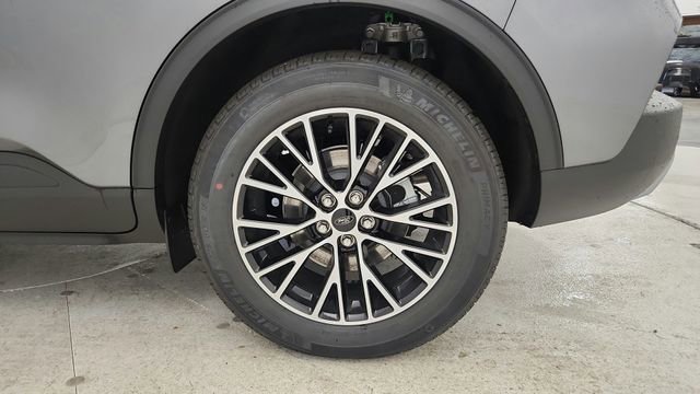 New 2026 Ford Escape SE image 25