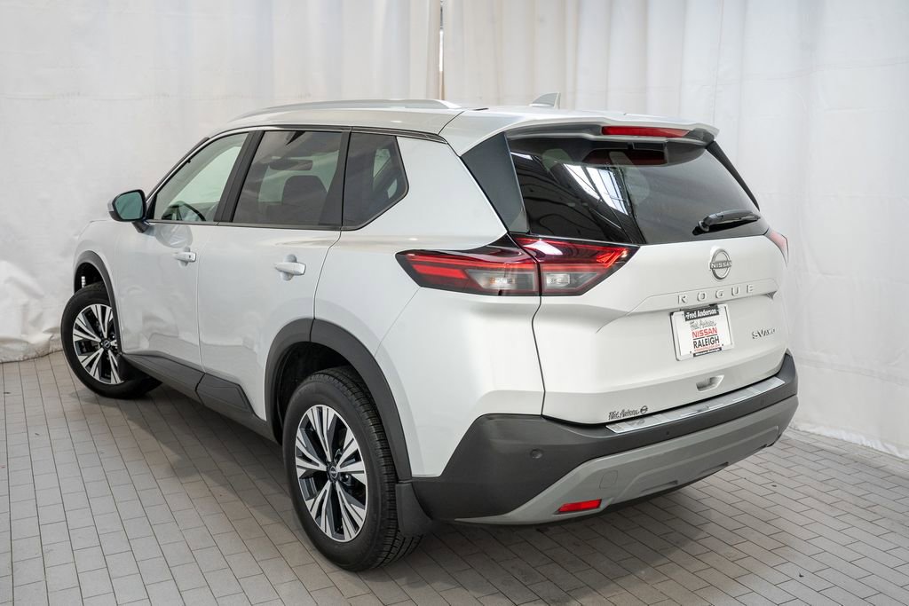 Certified 2023 Nissan Rogue SV w/ SV Premium B Package image 3