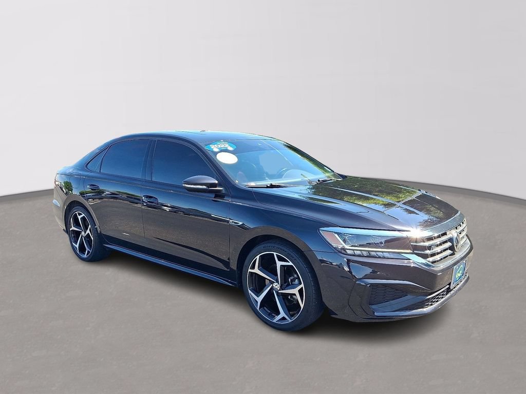 Used 2022 Volkswagen Passat 2.0T R-Line FWD image 3