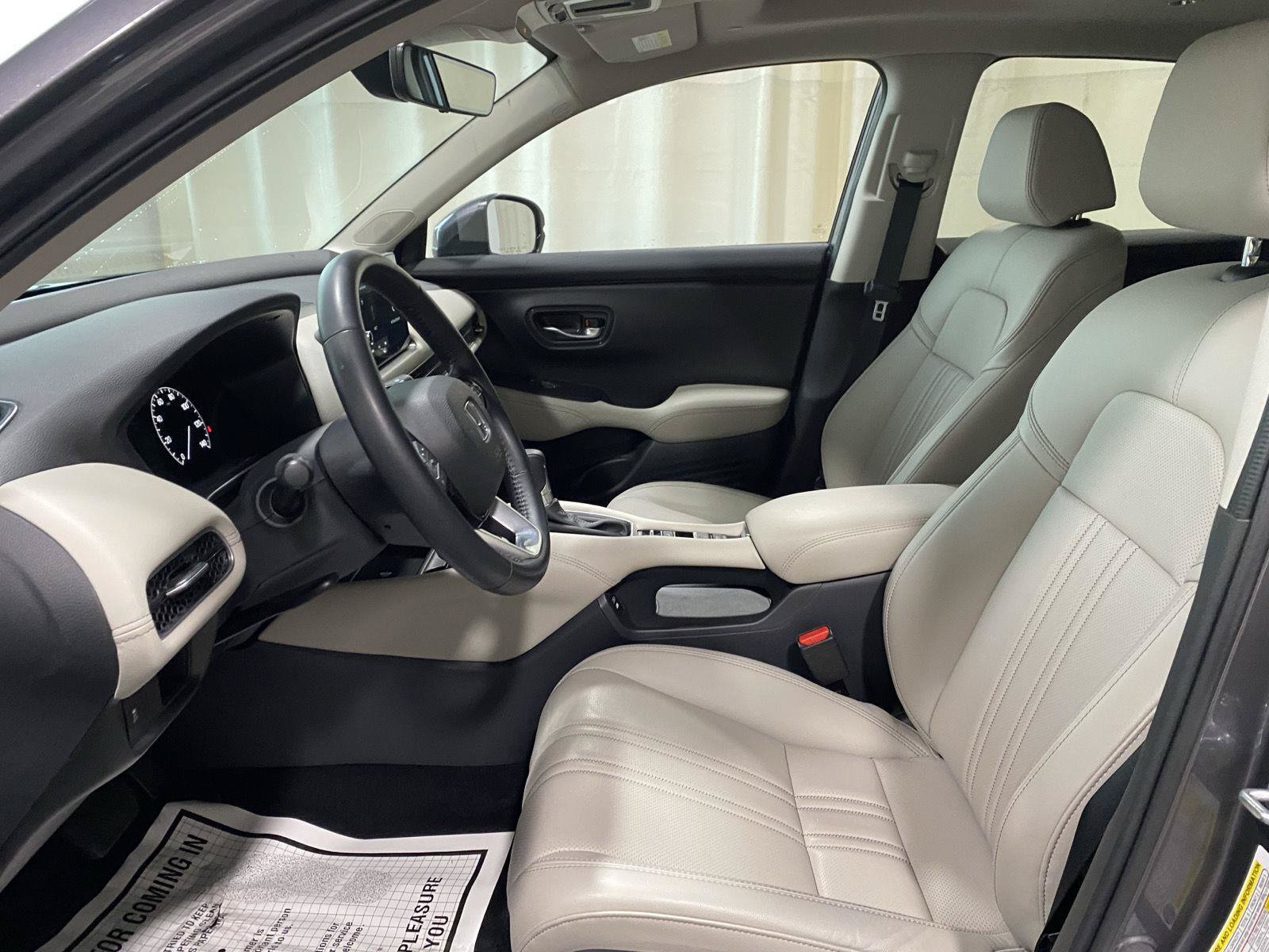 Used 2026 Honda HR-V EX-L image 16