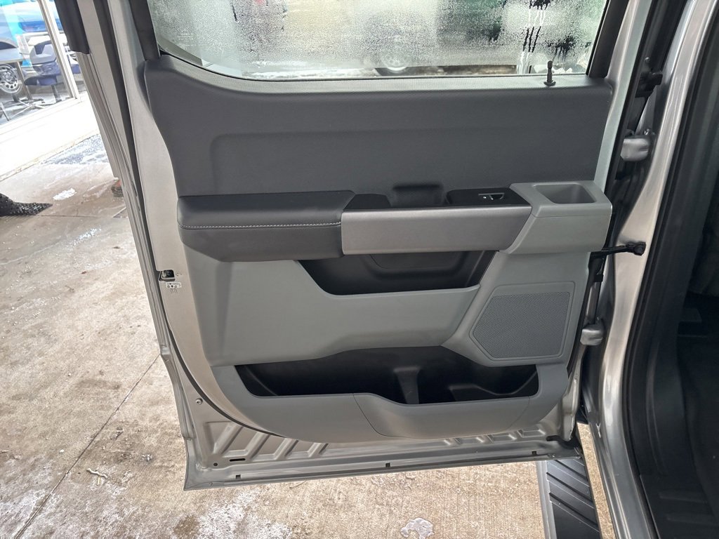 Used 2022 Ford F150 XLT w/ Trailer Tow Package image 21