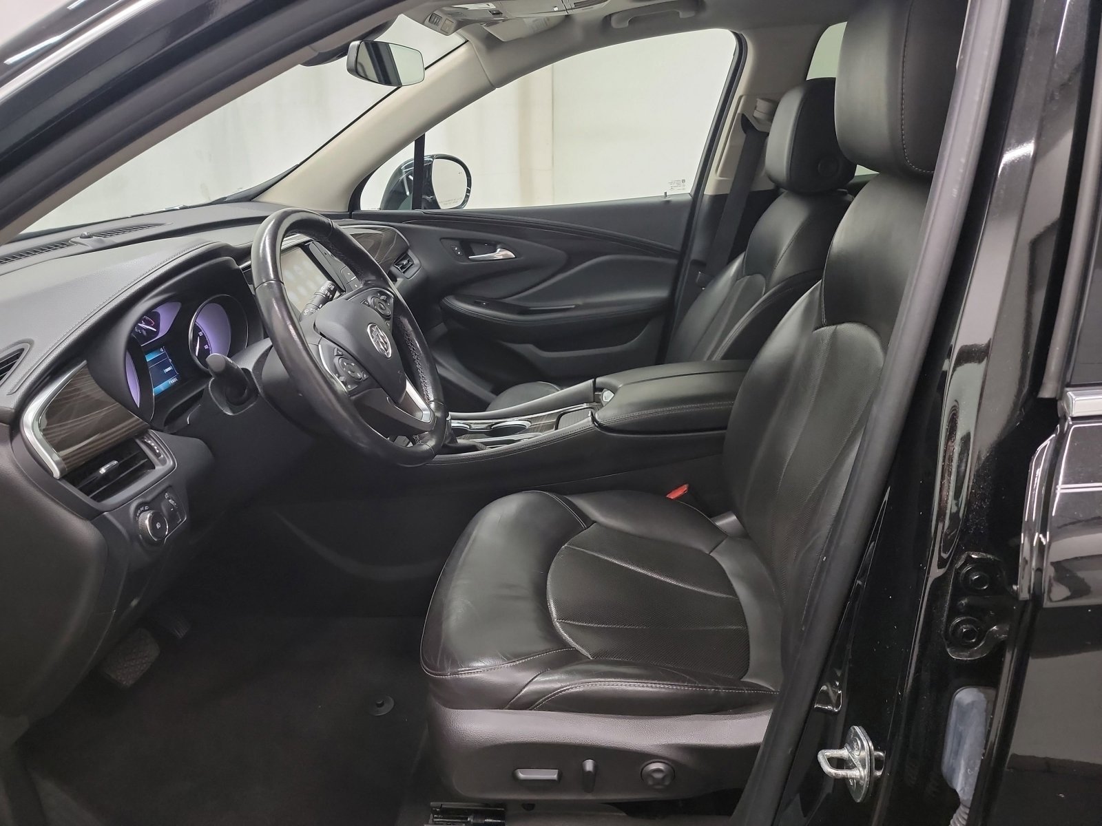 Used 2019 Buick Envision Essence image 12