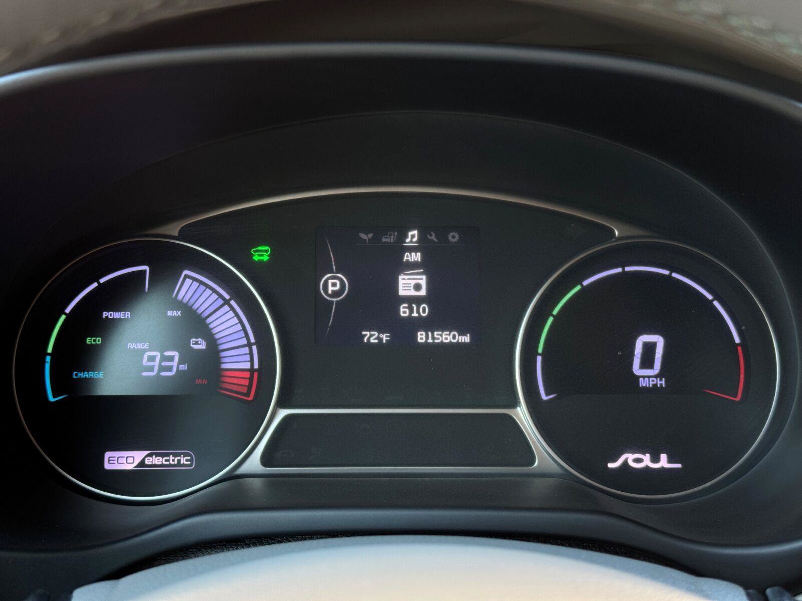Used 2016 Kia Soul EV FWD image 18