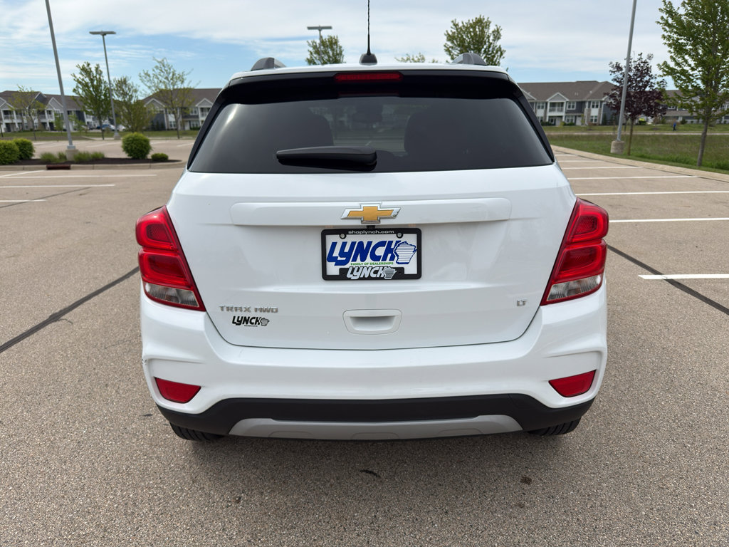 Used 2020 Chevrolet Trax LT w/ LT Convenience Package AWD/4WD image 4