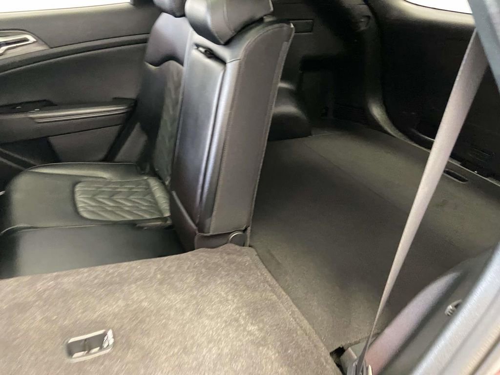 Used 2023 Kia Sportage X-Line w/ X-Line Premium Package AWD/4WD image 16