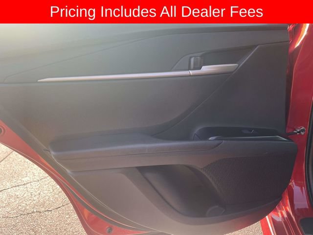 Used 2025 Toyota Camry SE FWD image 15