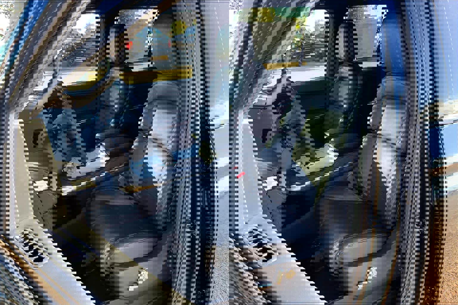 New 2025 Lincoln Navigator L Reserve w/ Jet Appearance Package image 9