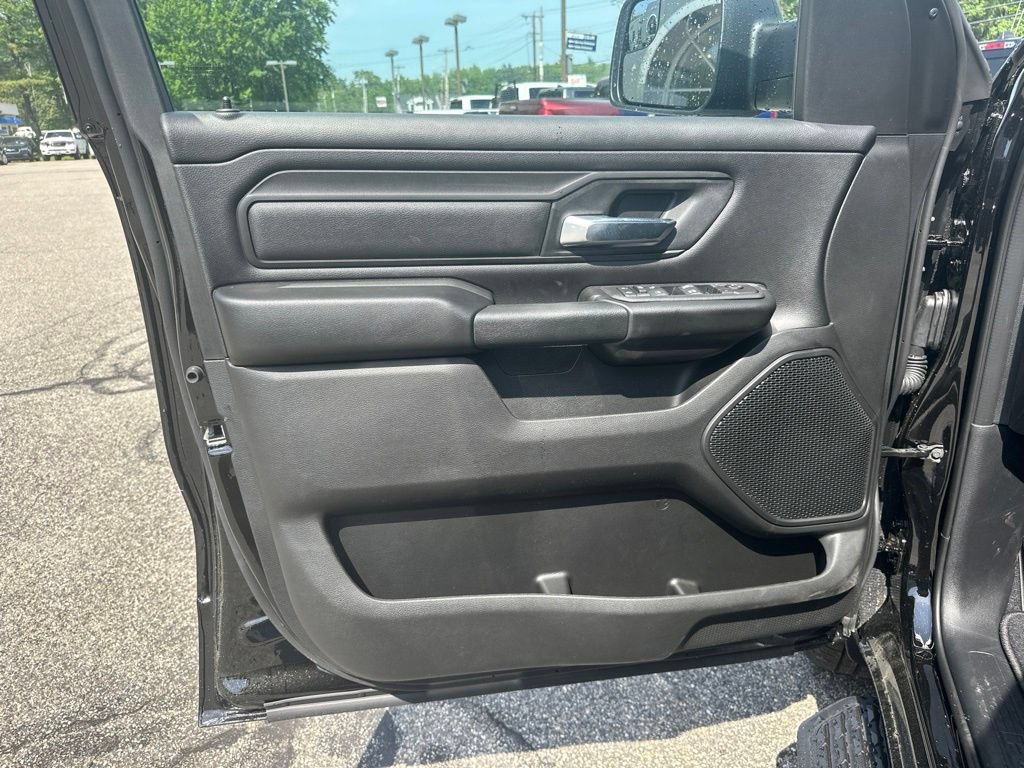 New 2026 RAM 1500 Express AWD/4WD image 11