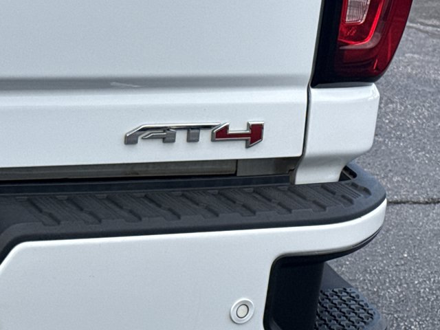 Used 2023 GMC Sierra 2500 AT4 w/ AT4 Preferred Package AWD/4WD image 10