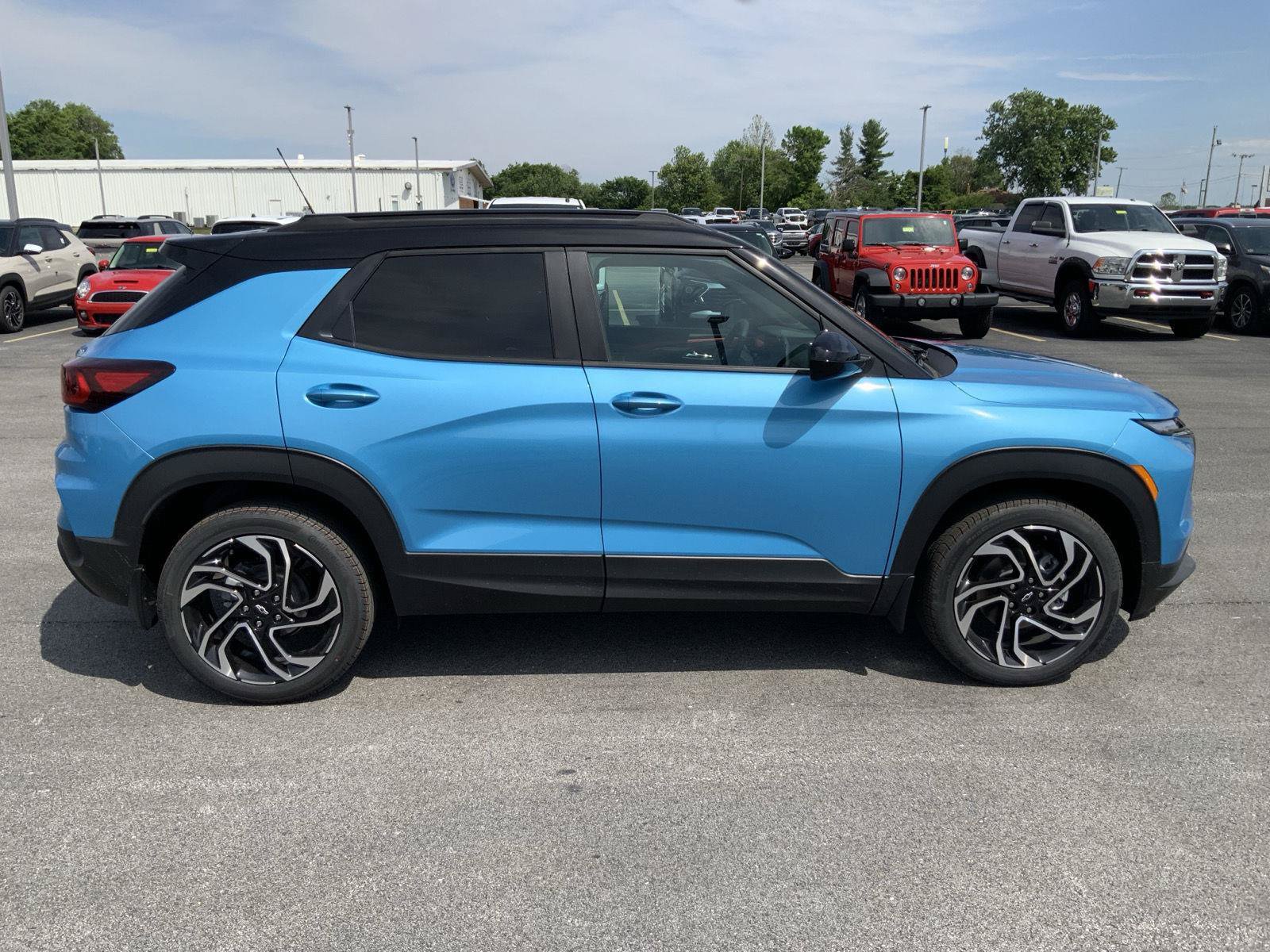 New 2026 Chevrolet TrailBlazer RS w/ Convenience Package AWD/4WD image 14